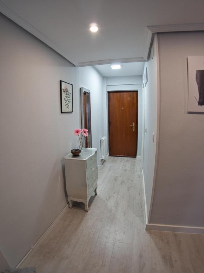Bonito Piso Villafria Oviedo Exterior photo